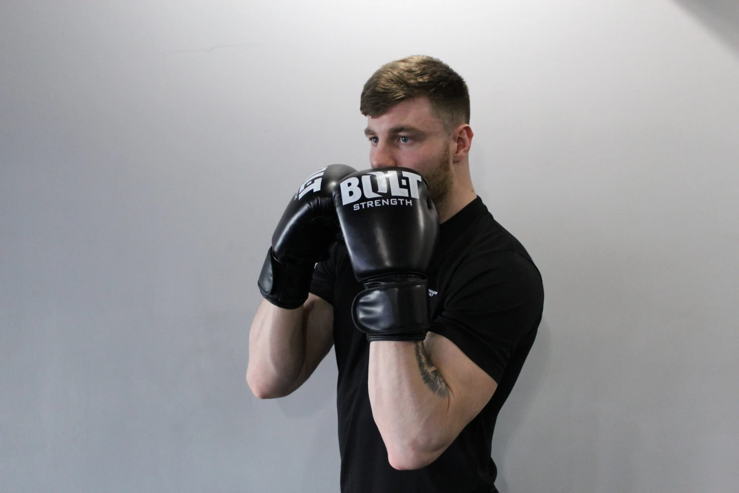 Bolt Strength 12 Oz Boxing Gloves 3 Bolt Strength 12 Oz Boxing Gloves - Image 3