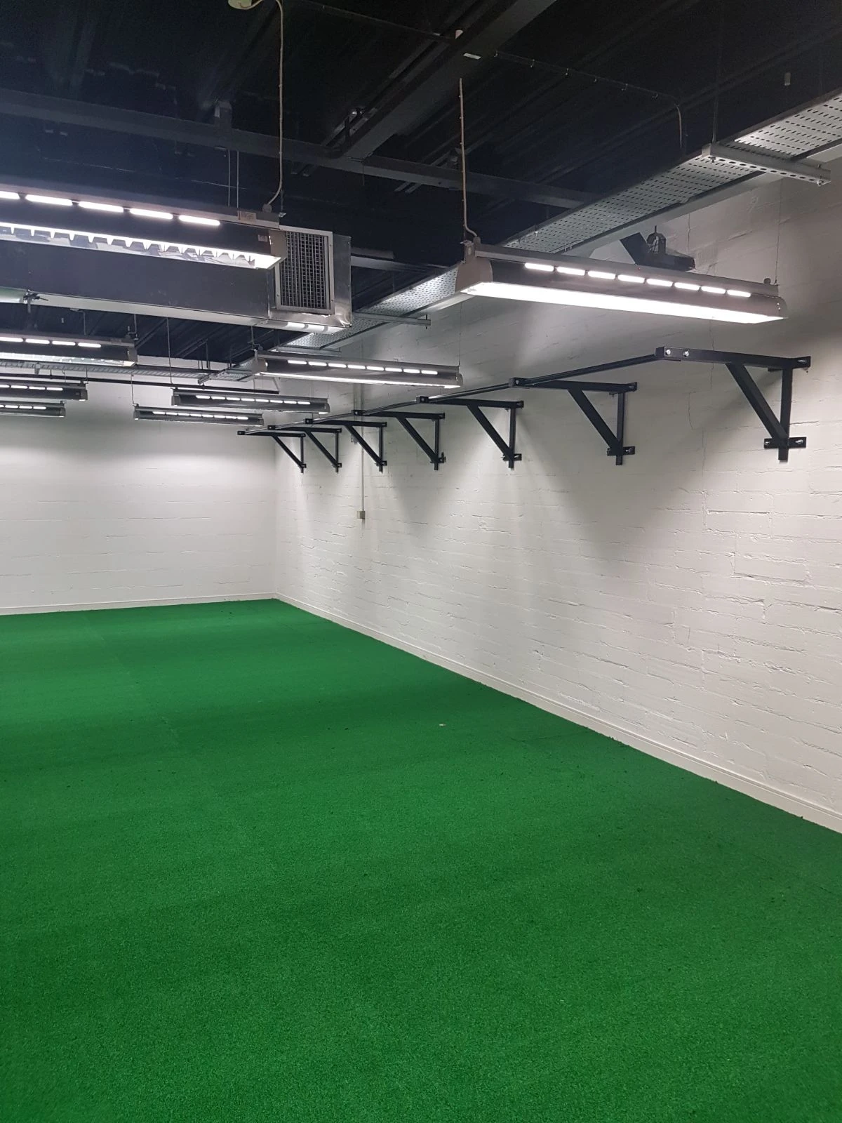 TRX Rail- 6 Stations 1 TRX Rail- 6 Stations